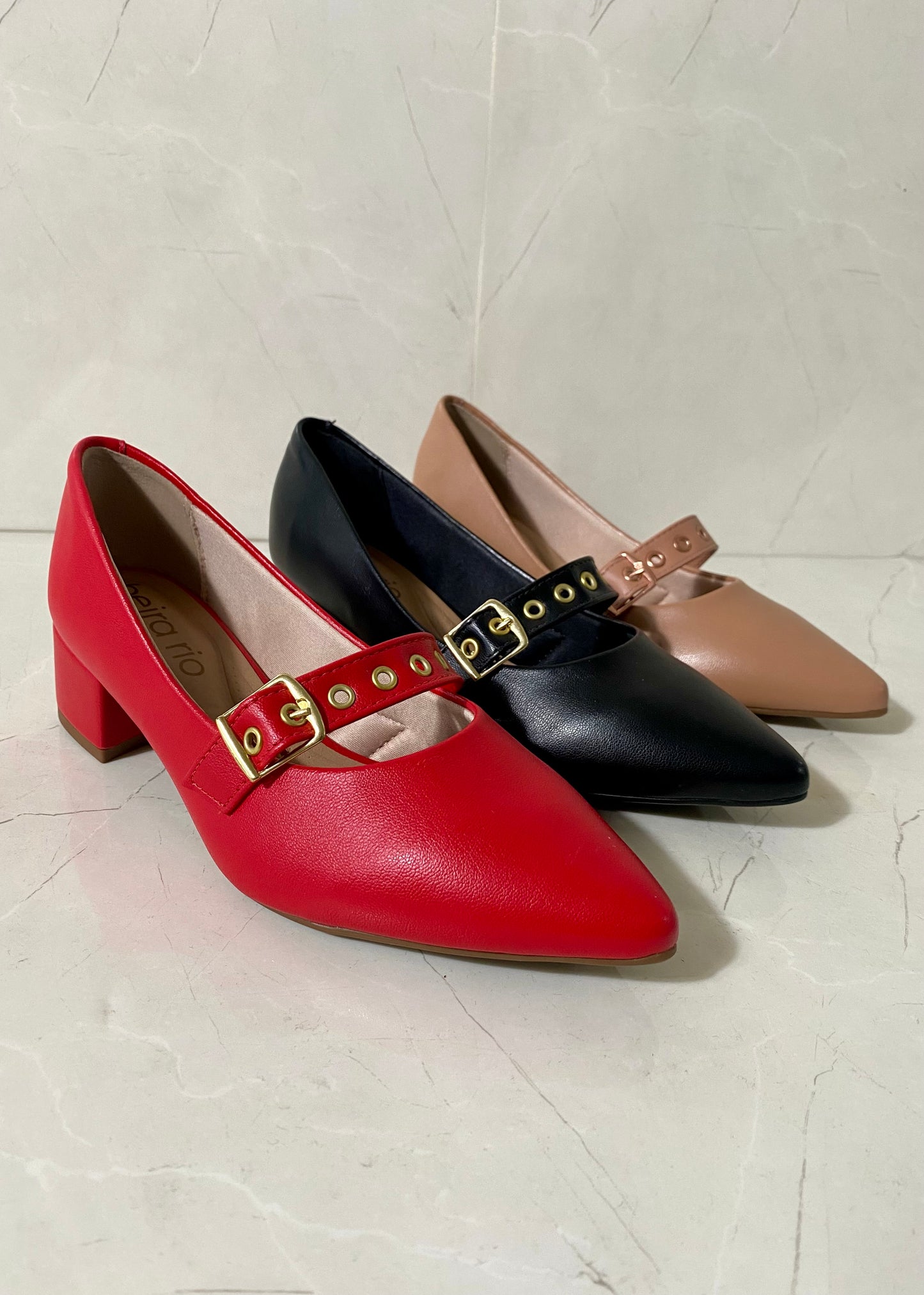 Beira Rio Black Buckle Chic Mini