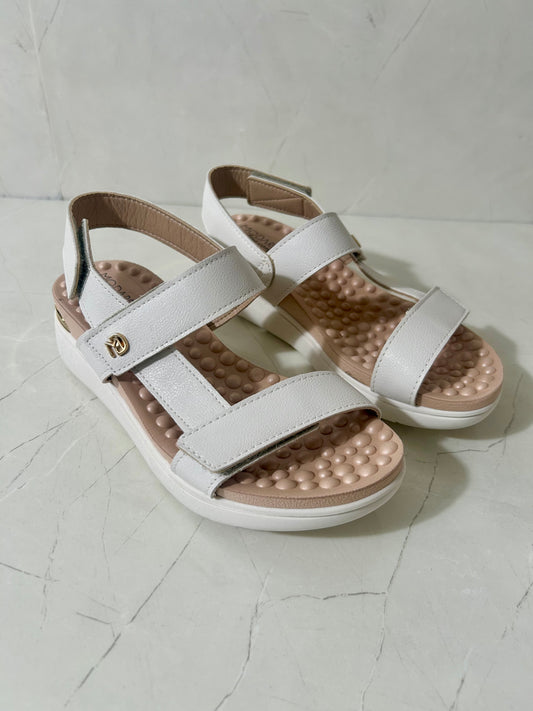 Modare Sandals Ajustable Off White