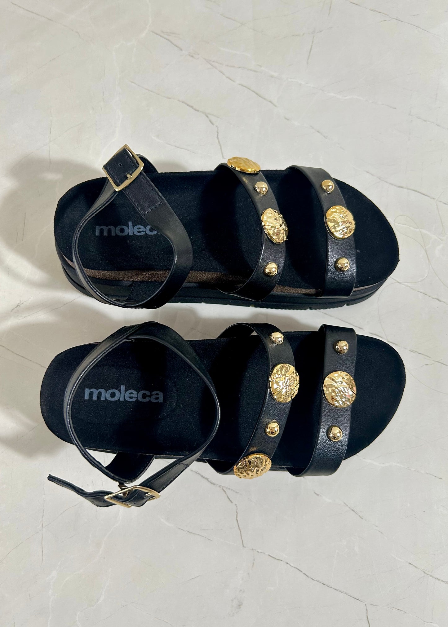 Moleca Plataform Black and Gold
