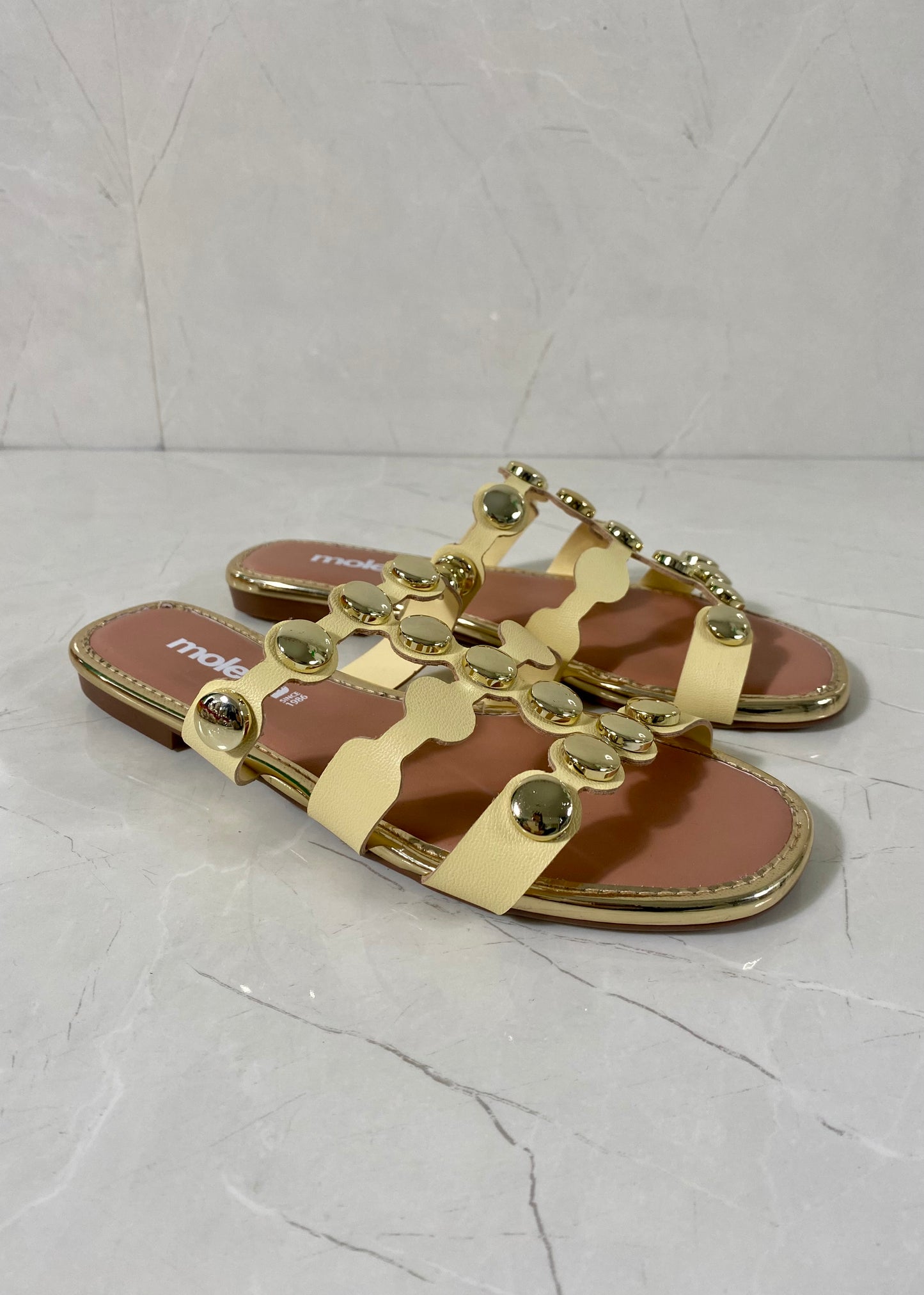 Moleca Glamour Flats Yellow Gold