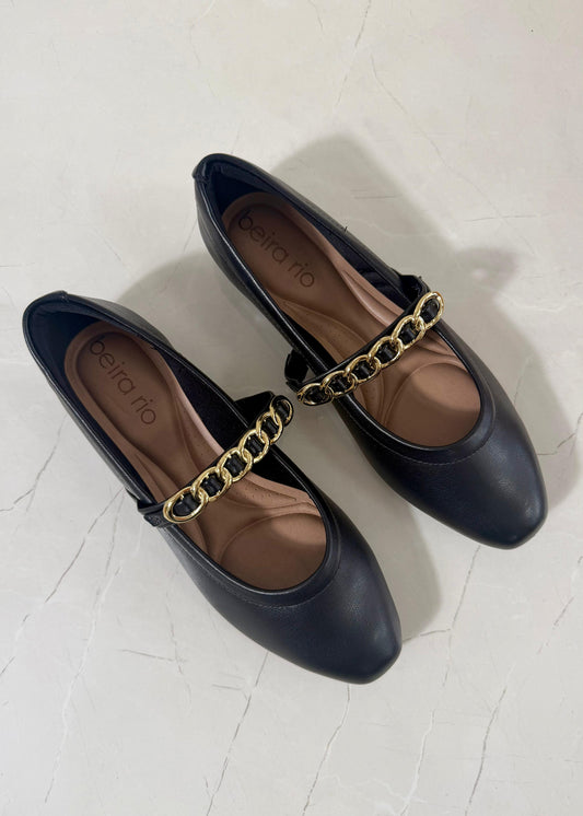 Beira Rio Flats Gold Chains Black