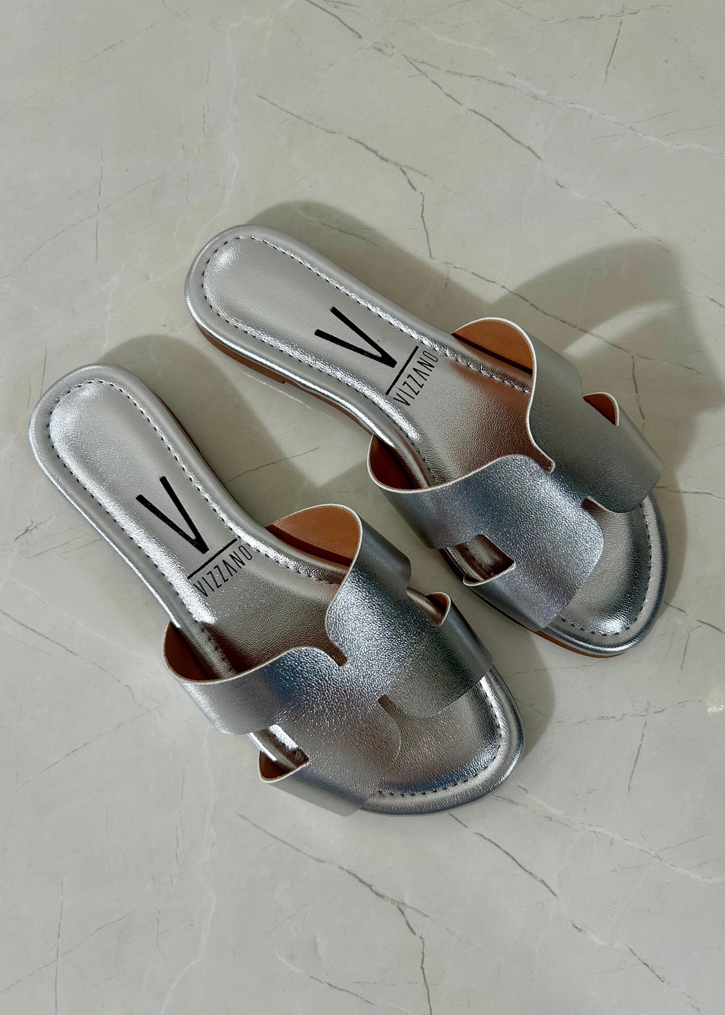 Vizzano Sandal Flats Plateada