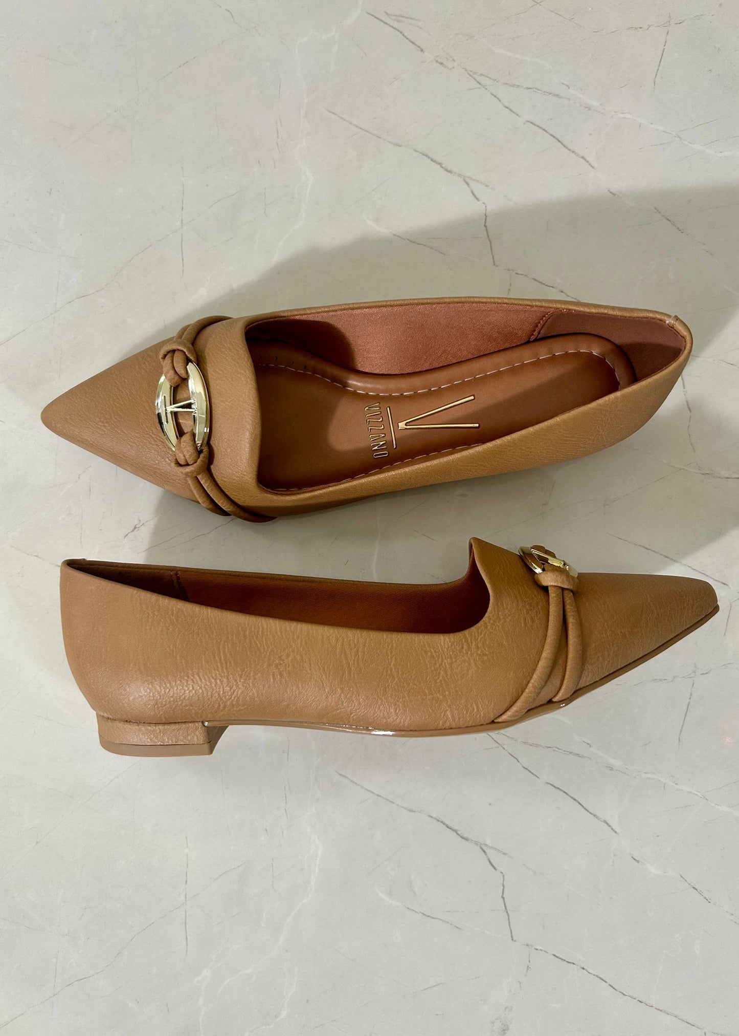 Vizzano Flats Detalle Dorado Camel