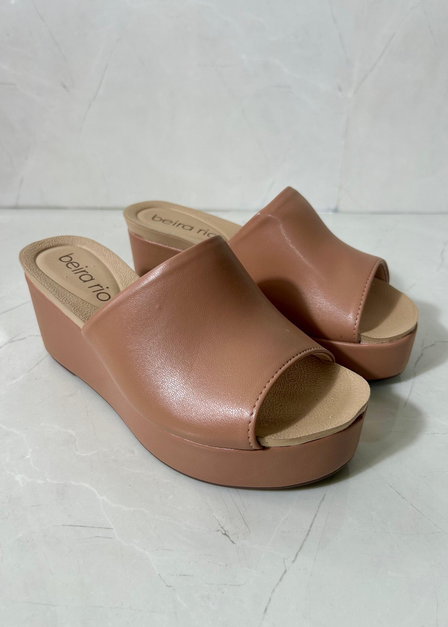 Beira Rio Plataform Nude