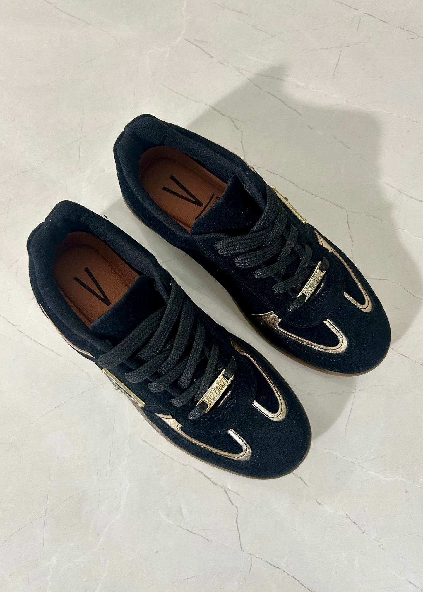 Vizzano Tenis Black And Gold